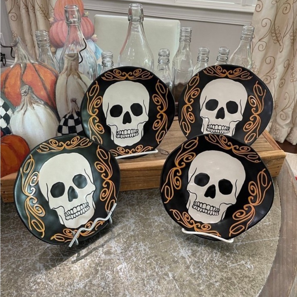 ELI & ANA BLACK / ORANGE SKULL CERAMIC SIDE PLATES HEAVY 4 NEW